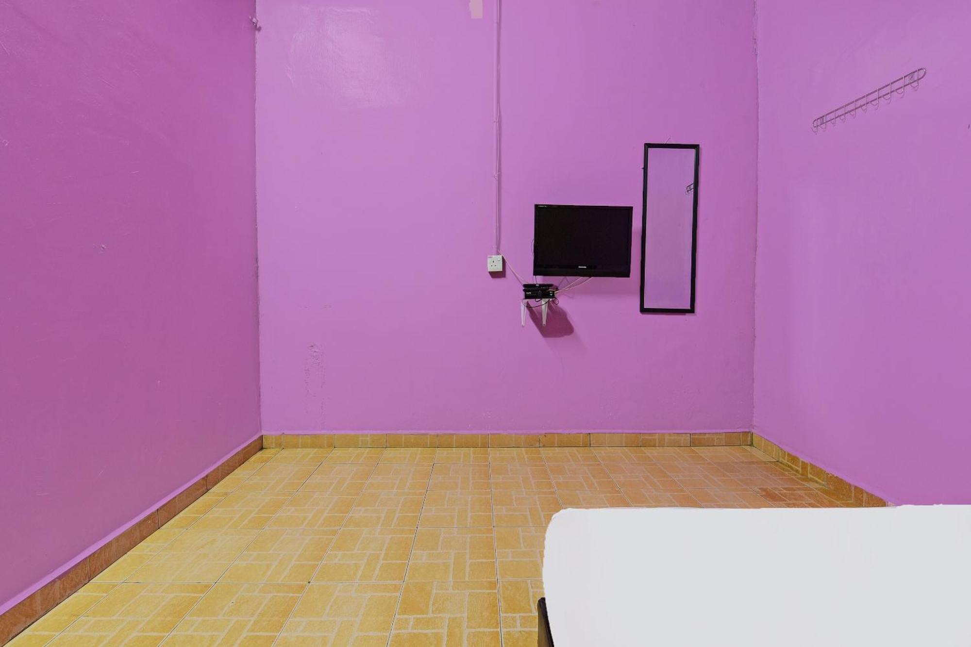 Spot On 90144 Corridor Hotel 1 Pekan Εξωτερικό φωτογραφία